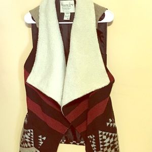 Great condition, Soft and cozy American rag vest
